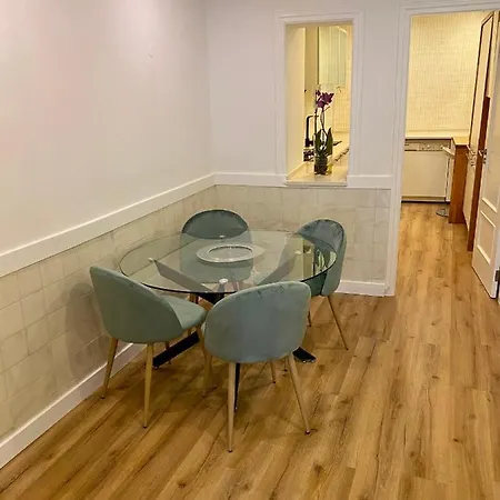 Bairro Alto Aloja דירה *